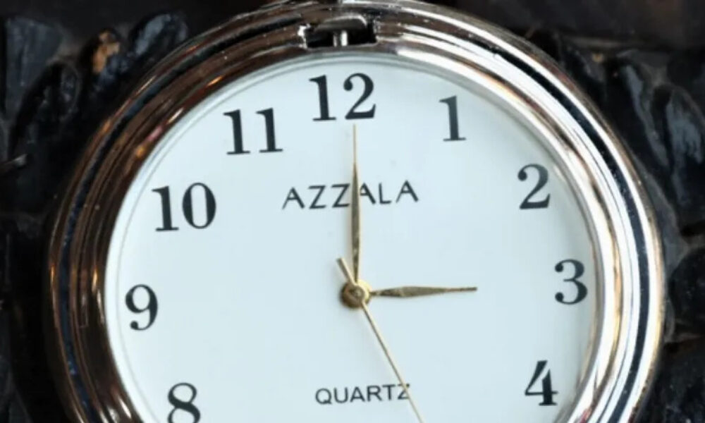 allagi-oras-2026-pote-prepei-na-gyrsisete-ta
