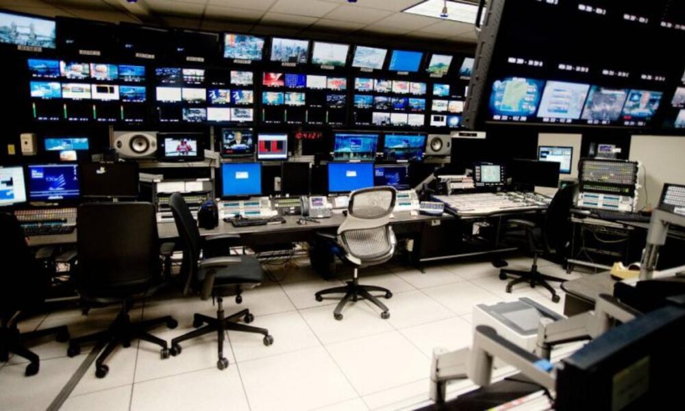 tileorasi-control-room-750-800×465