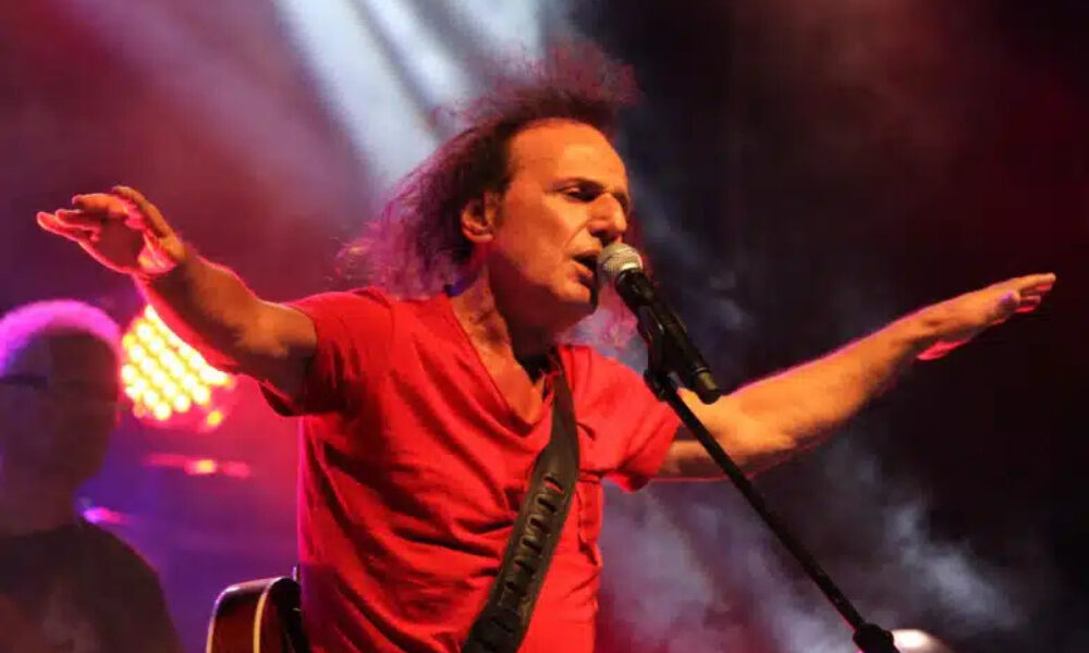 dystychos-se-idiotiko-therapeftirio-o-vasilis-papakonstantinou