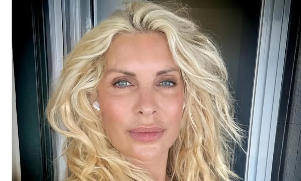 eleni-menegaki-proswpo.jpg
