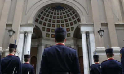giortazei-i-athina-simera-eortologio-se-poious-na-peite-simera-chronia-polla