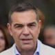 me-afton-vgainei-protos-o-tsipras-o-pasignostos-parousiastis-pou-katevazei-stis-ekloges-kai-tou-dinei-ti-niki